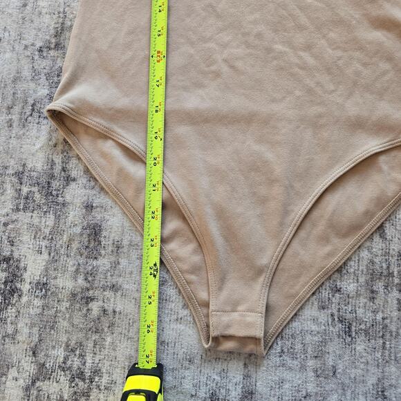 MANGOPOP Bodysuit Womens Medium Beige Long Sleeve Crew Neck Snap Closure Stretch - Picture 8 of 9